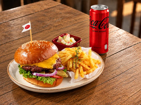 Cheeseburger Menüsü